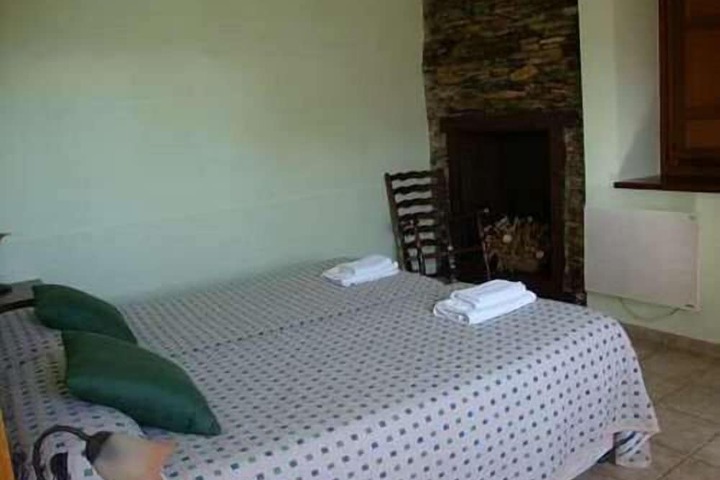 Room 16 of 49