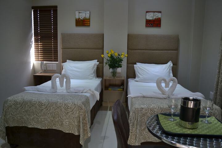 Room 12 of 29