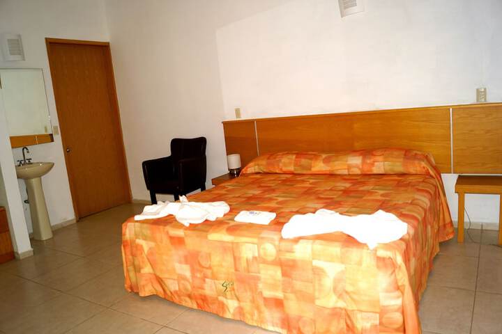 Room 7 of 131