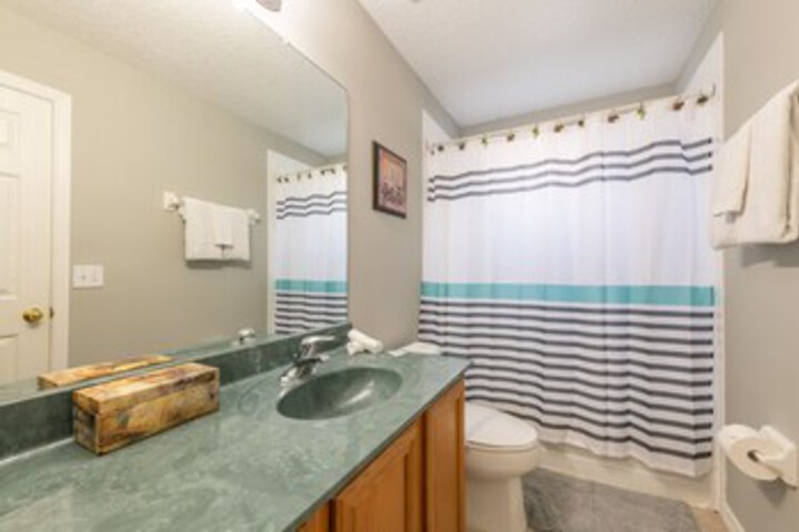Room 15 of 272