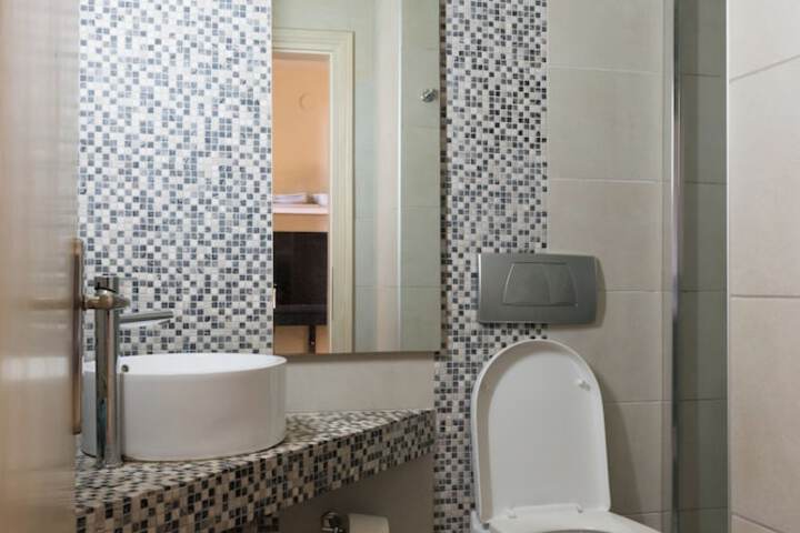 Clean Restrooms