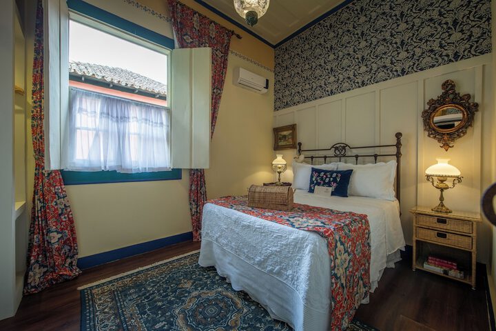 Room 17 of 29