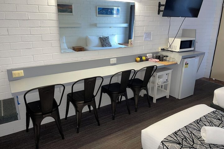 Room 8 of 52