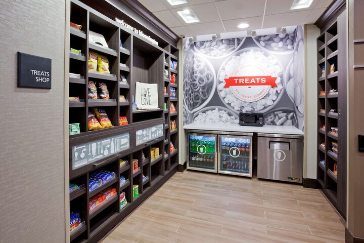 Snack bar