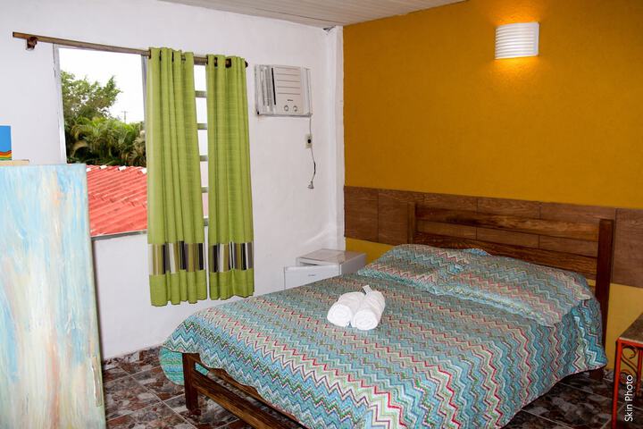Room 8 of 85