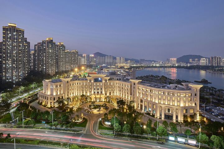 Exterior of Hotel Indigo Xiamen Haicang by IHG