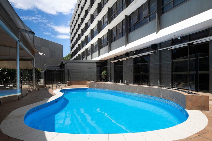 Hotel Pool