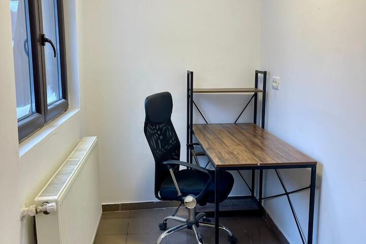 Room 65 of 109
