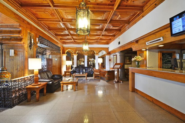 Hotel Lobby