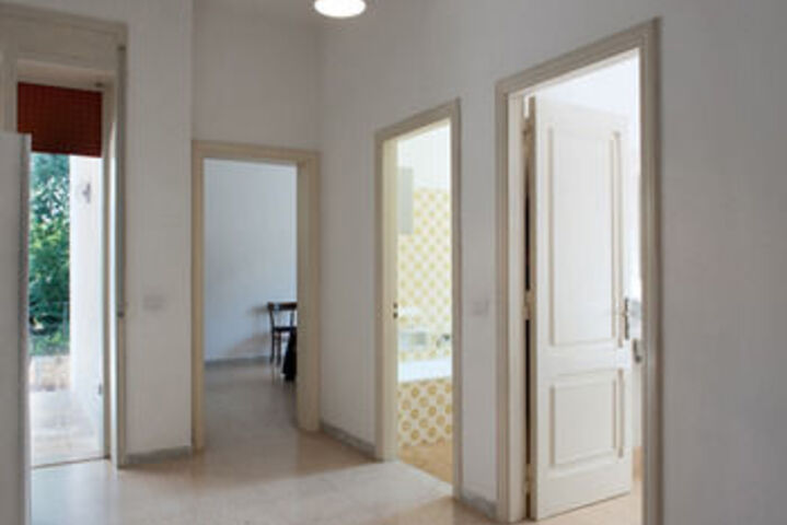 Room 6 of 35