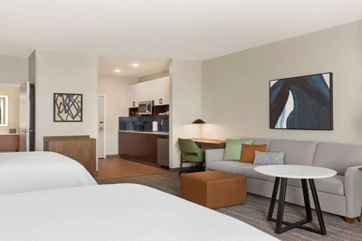 1 King Bed Studio Suite Communication Accessible (19 of 19)
