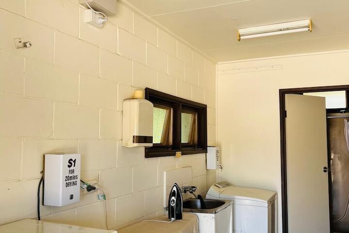 Room 7 of 9