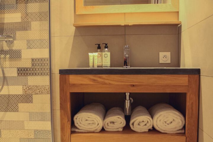 Bathroom Interior Photo