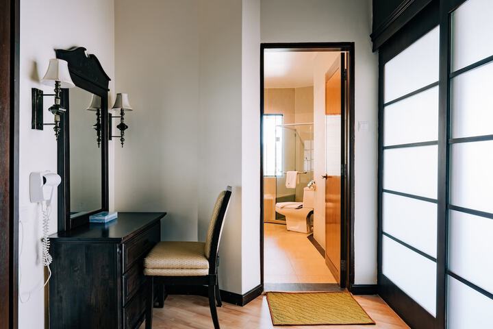 Room 36 of 58