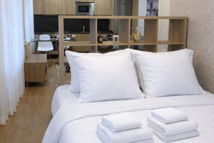 Room 10 of 71