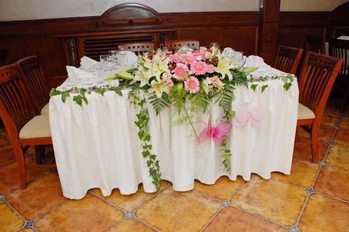 Ballroom/Hall 35 of 49