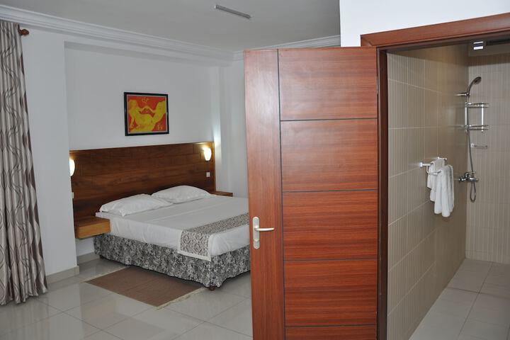 Room 75 of 86