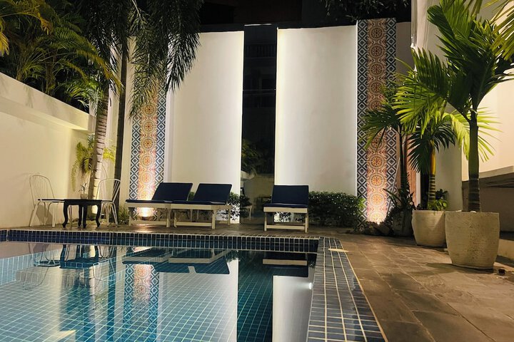 Pool 56 of 79