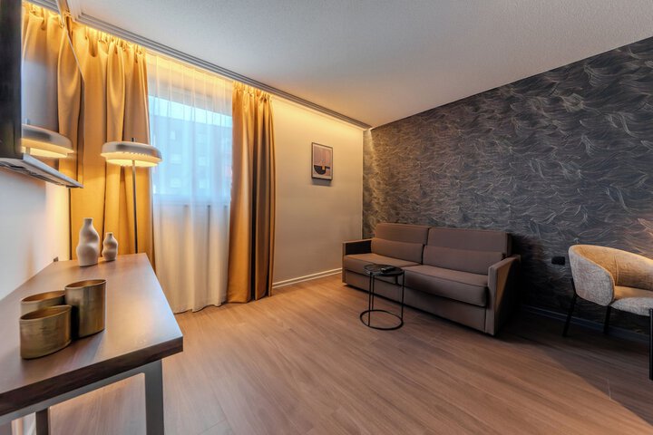 Room 40 of 70