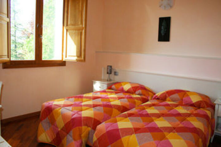 Room 10 of 51