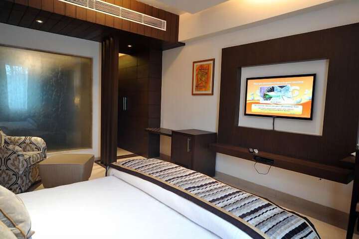 Room 14 of 62