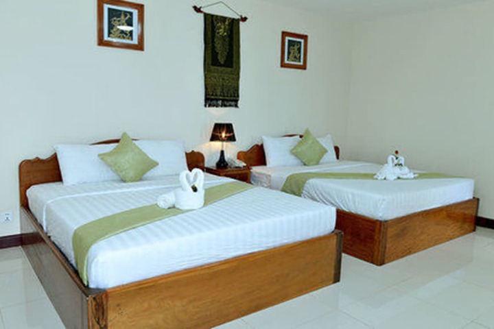 Room 8 of 29