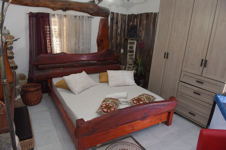 Room 3 of 30