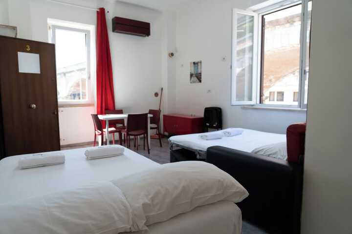 Room 16 of 78