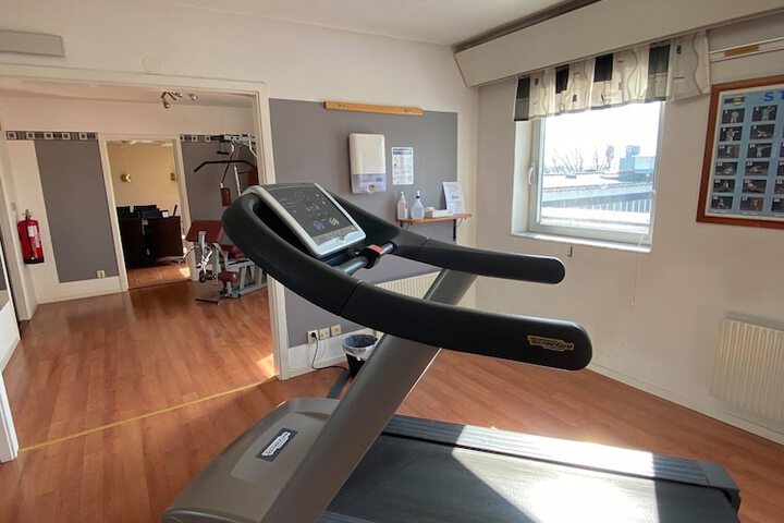 Health and Fitness 35 of 52