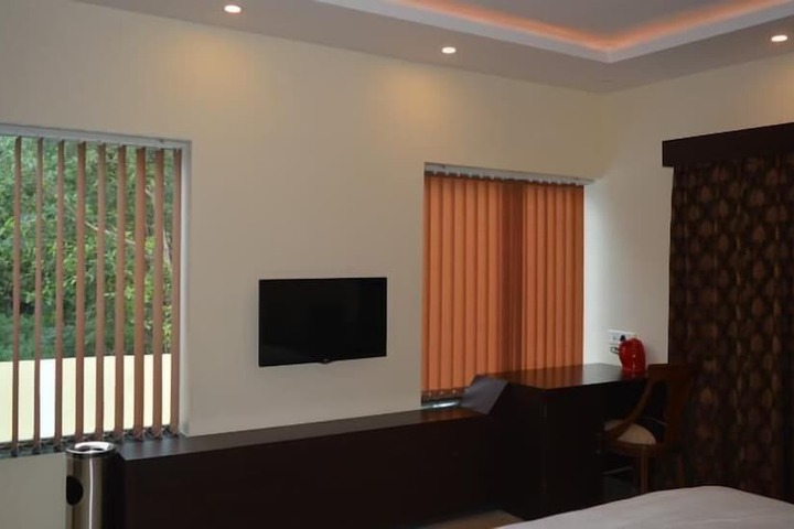 Room 7 of 23