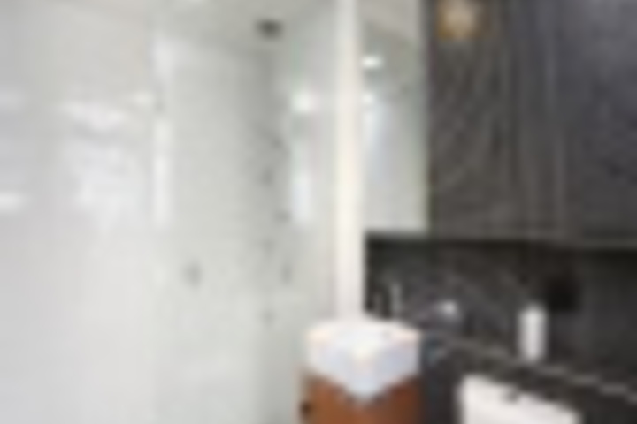 Room 123 of 168