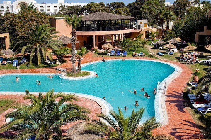 Hotel 16 of 21