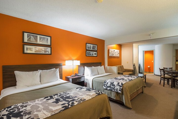 Room 10 of 41