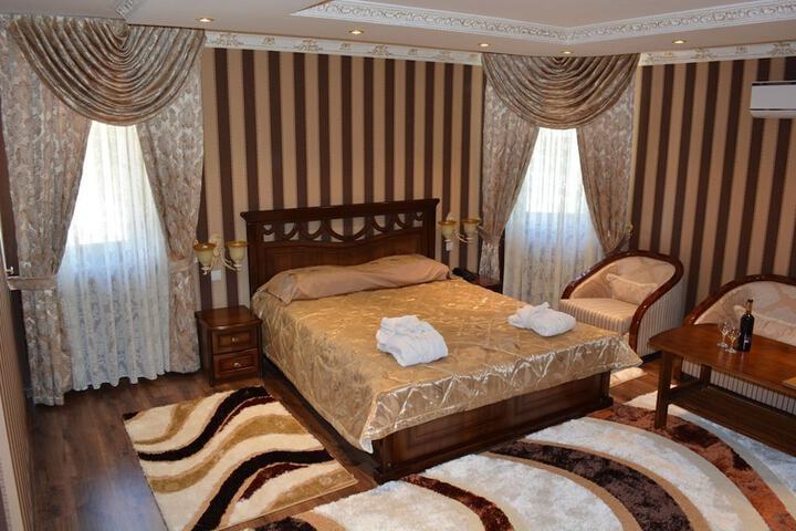 Room 17 of 39