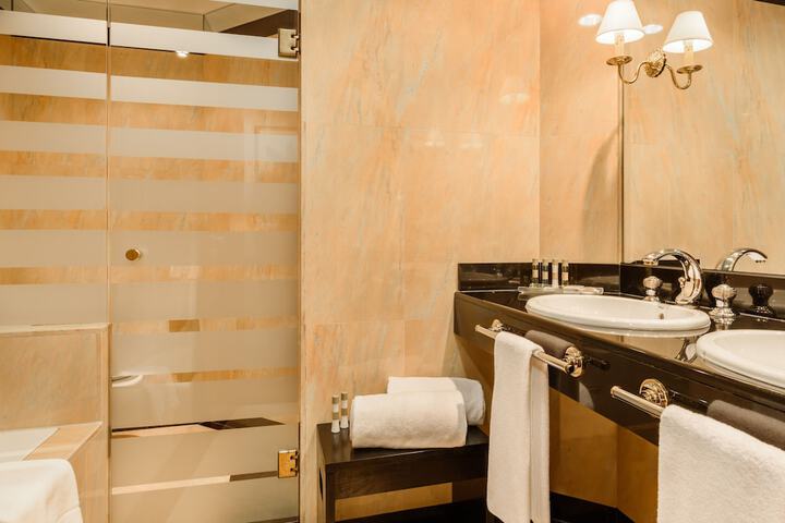 Clean Restrooms