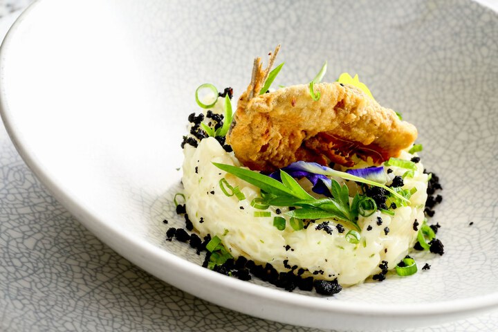 Dining 86 of 175