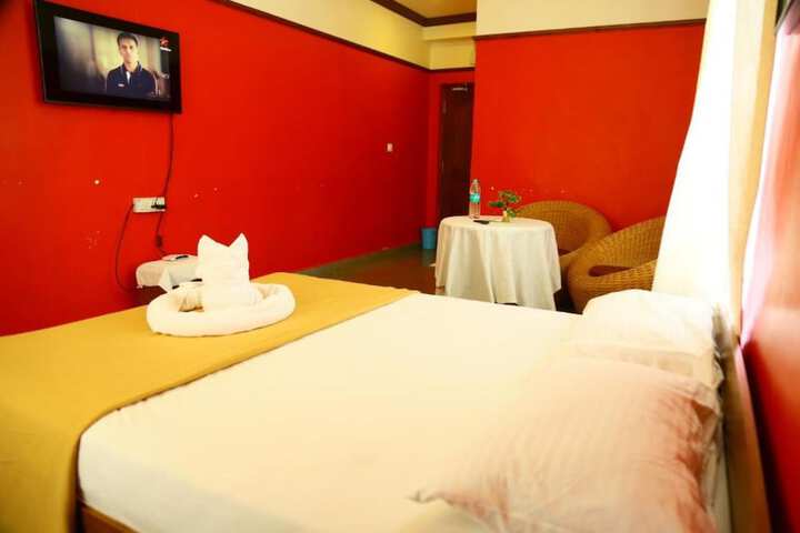 Room 8 of 47