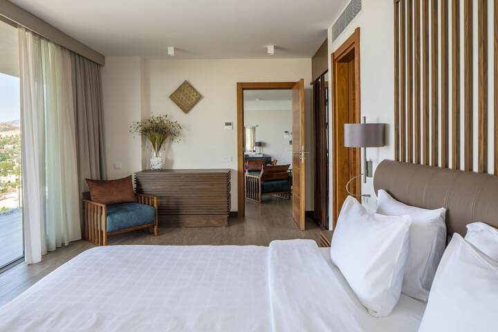 Room 21 of 105