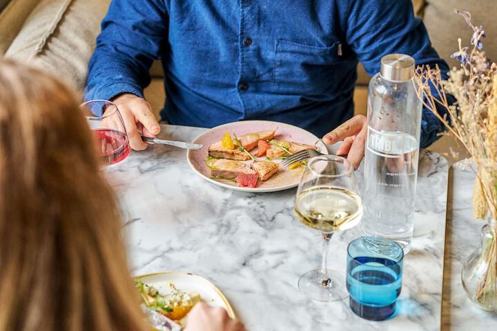 Dining 73 of 108