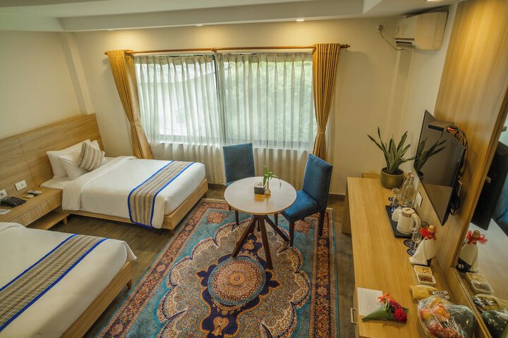 Room 5 of 35
