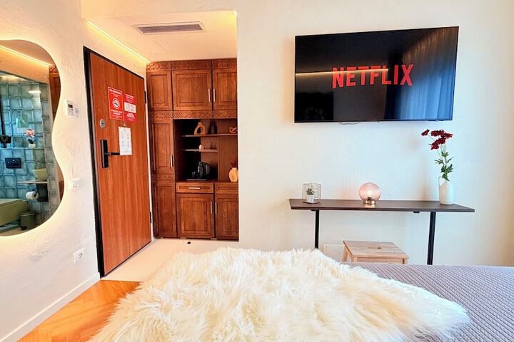 Room 65 of 175