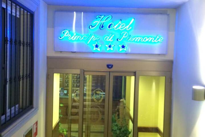 Hotel 52 of 60