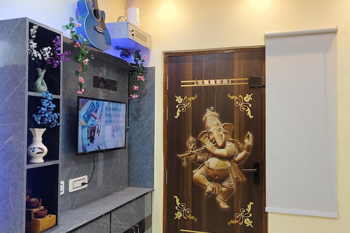 Kartikeya Home Stay