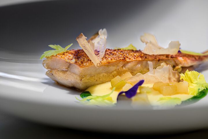 Dining 49 of 66