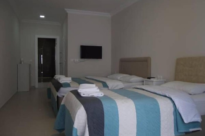 Room 7 of 44