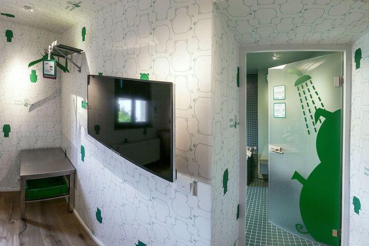 Room 5 of 39