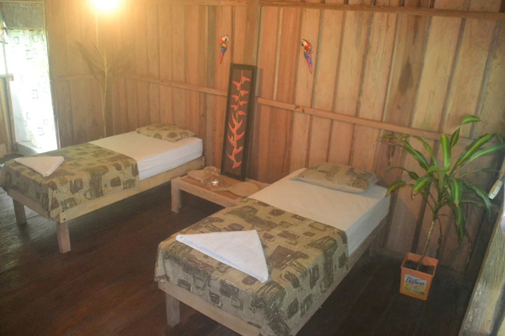 Eretzen Tá Lodge