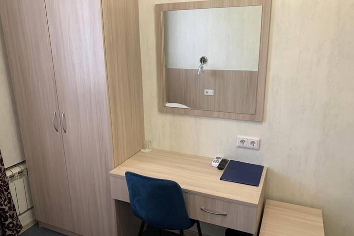 Room 36 of 62