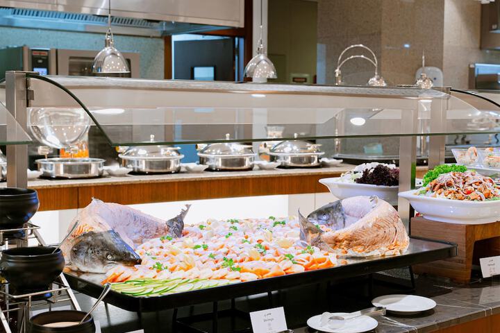 Dining 69 of 101