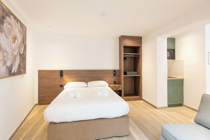 Room 18 of 51